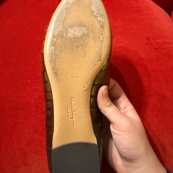 SALVATORE FERRAGAMO OMBRE CROC FLATS 9 - Picture 11 of 11